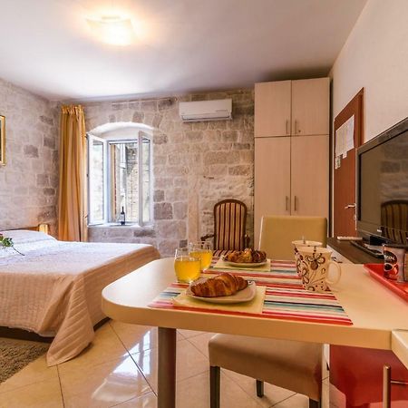 Apartments Dora -Free Parking Trogir Luaran gambar