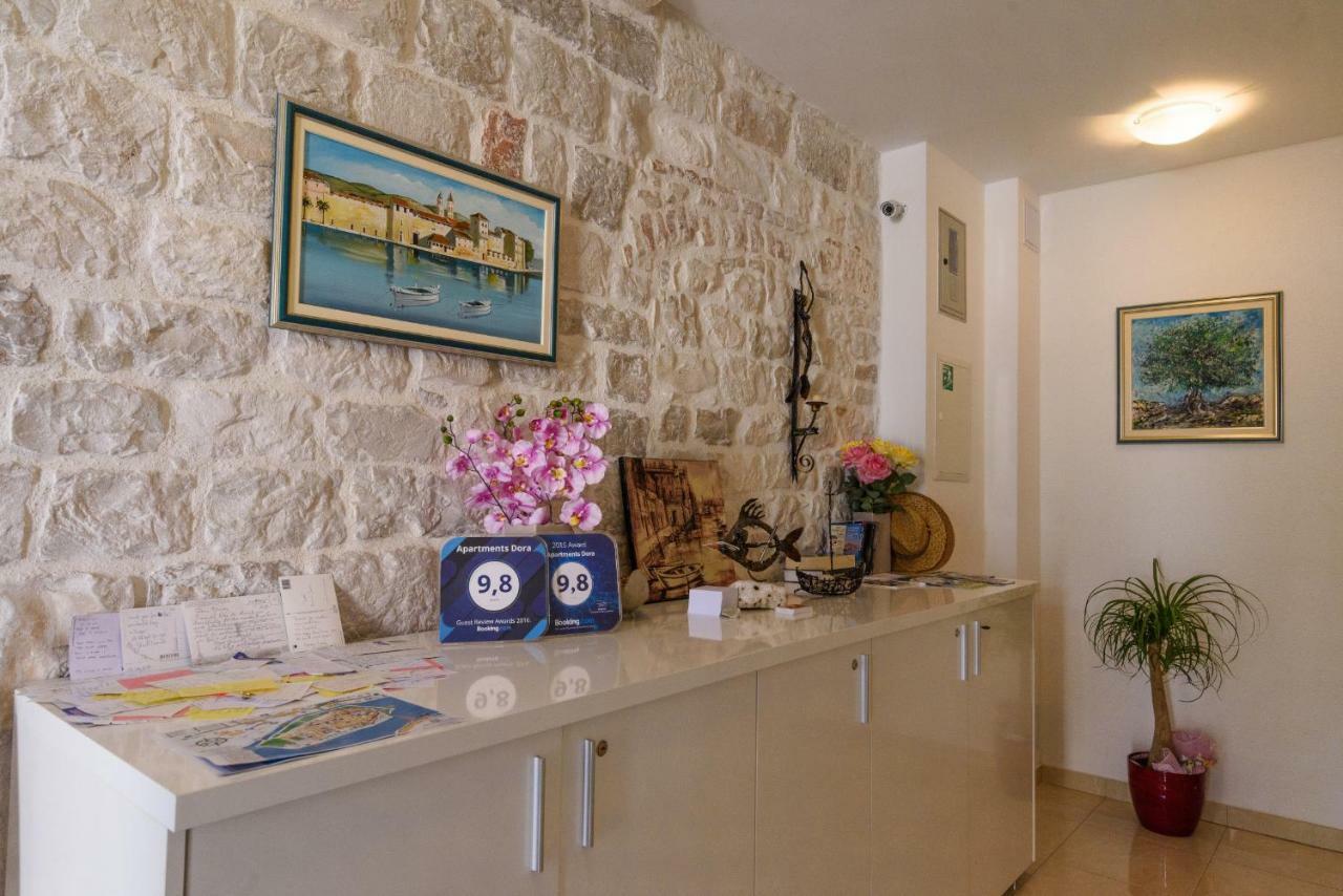 Apartments Dora -Free Parking Trogir Luaran gambar