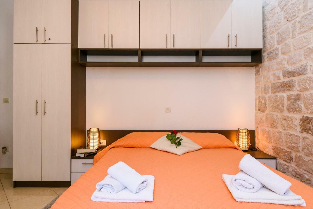 Apartments Dora -Free Parking Trogir Luaran gambar